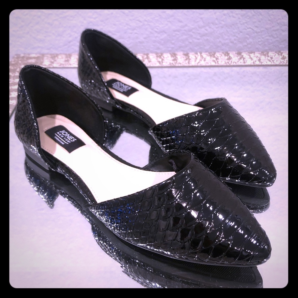 Jones NY flats